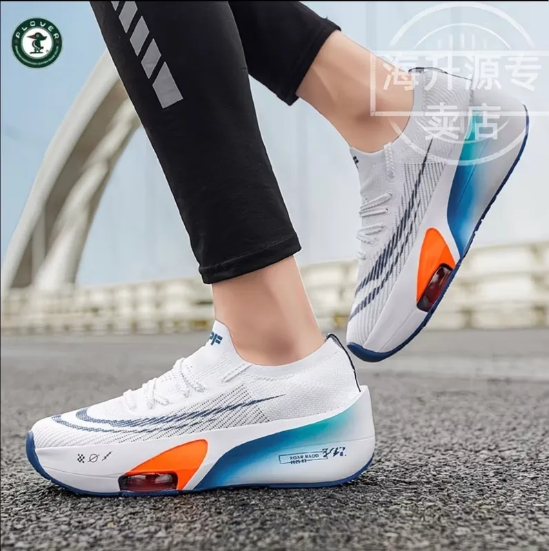 Спортивные кроссовки 3