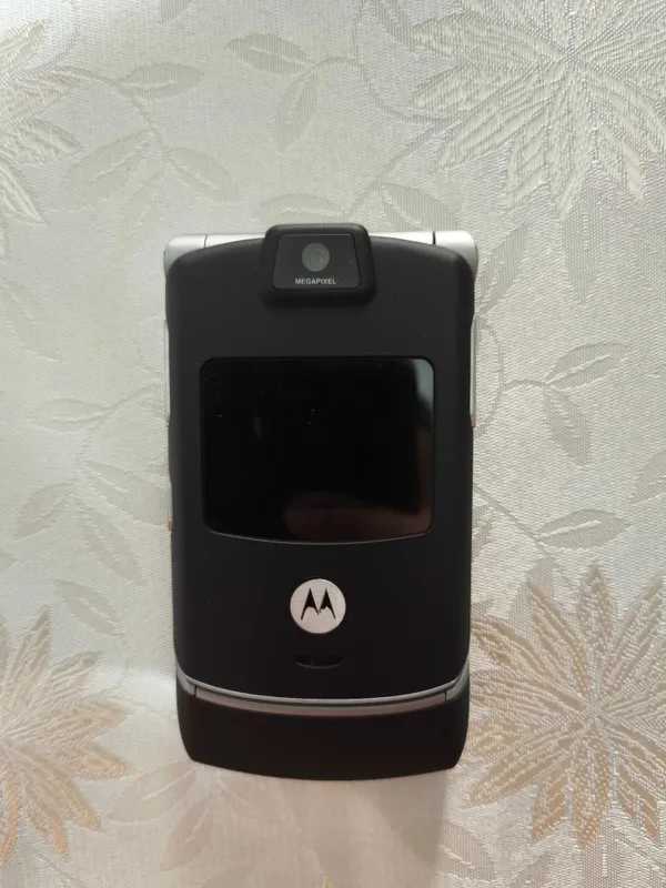 Motorola razr v3 6 Motorola razr v3 6