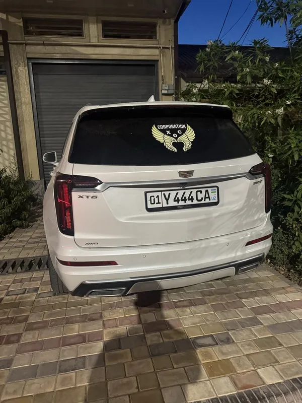 Cadillac XT6 2020 года с минимальный пробегом 3 Cadillac XT6 2020 года с минимальный пробегом 3