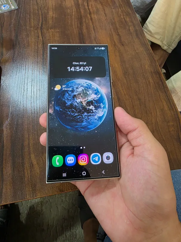 Samsung S24 Ultira 3