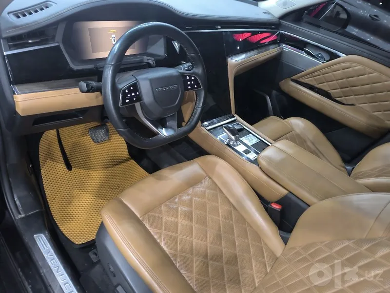 Срочно продам NISSAN VENUCIA GIBRIT 8 Срочно продам NISSAN VENUCIA GIBRIT 8