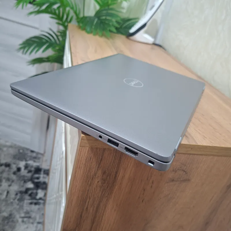 Core i5-1345U (новейший процессор 13-го поколения) SSD 512 3