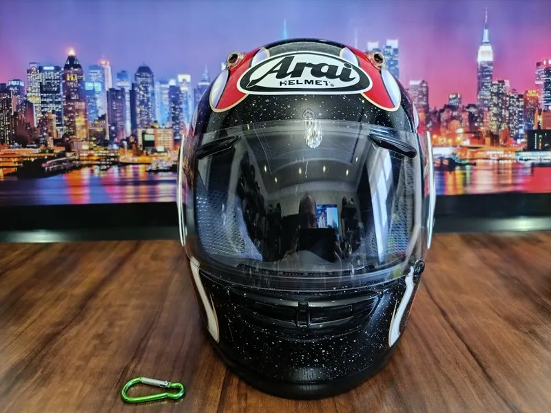 Мото шлем от Японского бренда ARAI QUANTUM F — фото 3