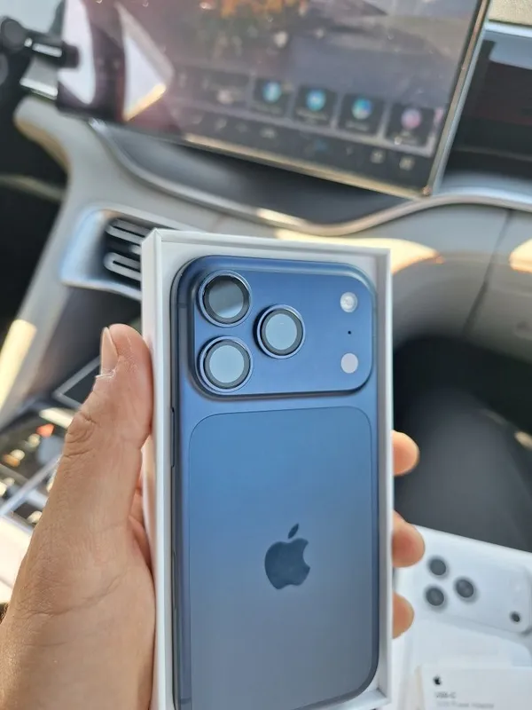 17 Pro 256Gb Blue 100% в идеале! Sim + e sim — фото 2