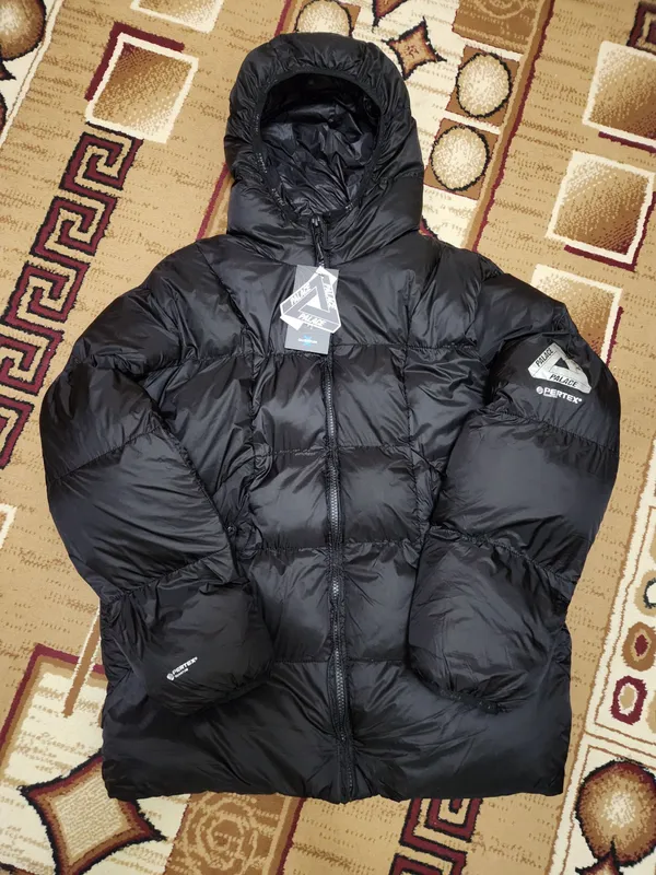 Palace пуховик куртка скидка (30%)