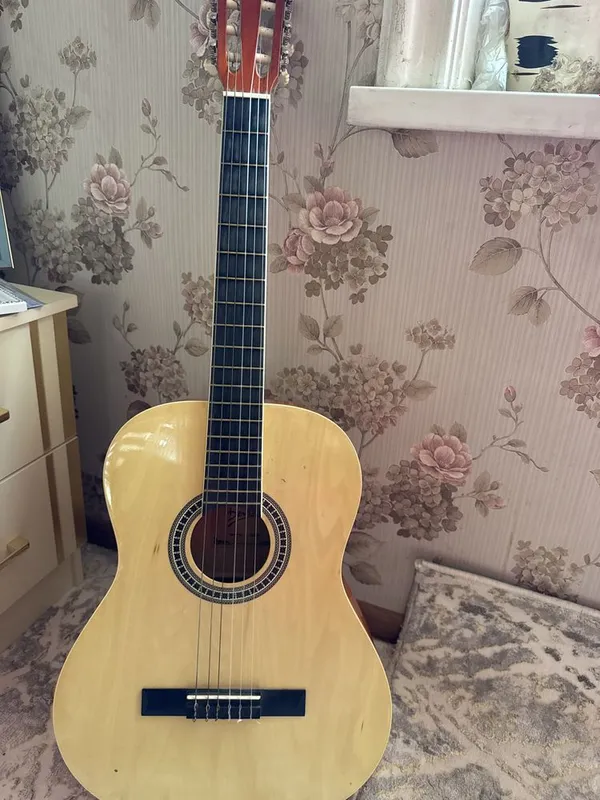 Klassik gitara – yangi o‘rganuvchilar uchun 1