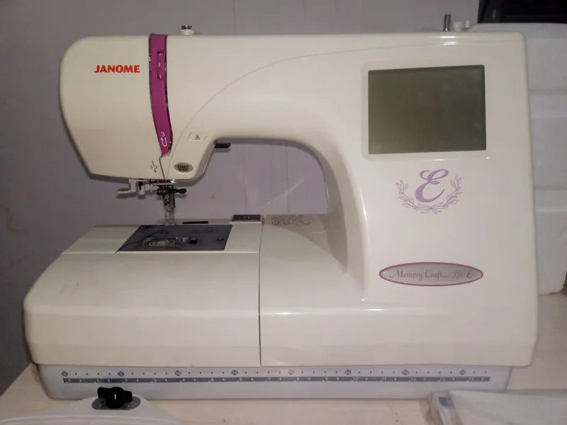 Janome 350 E rusumli vishivka mashinkasi