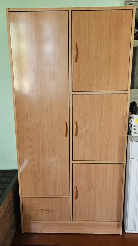 Bolalar shkafi. xolati ideal