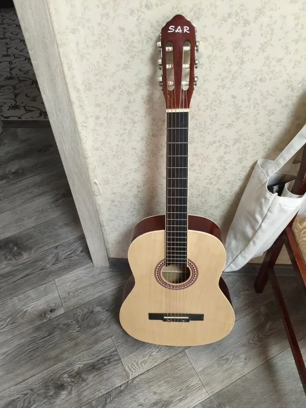 6 torli gitara sotiladi 3 6 torli gitara sotiladi 3