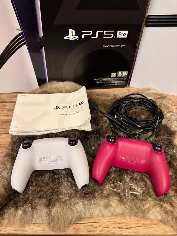 Playstation 5 pro 2tb 2 жойстика 2