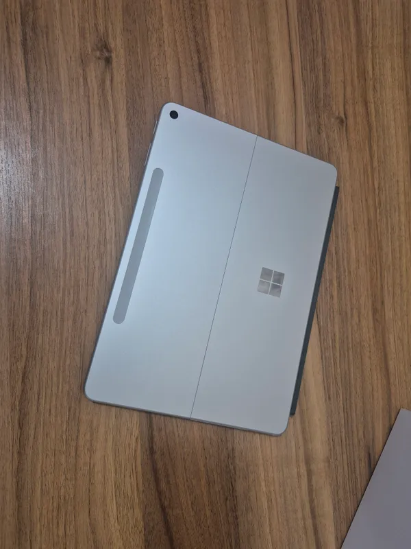 Microsoft Surface Pro 12 — фото 1