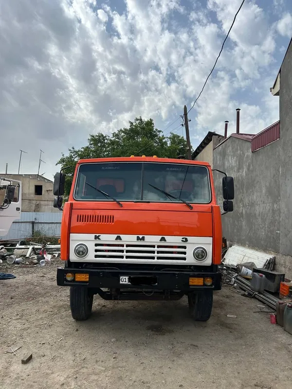 Kamaz самосвал 55111