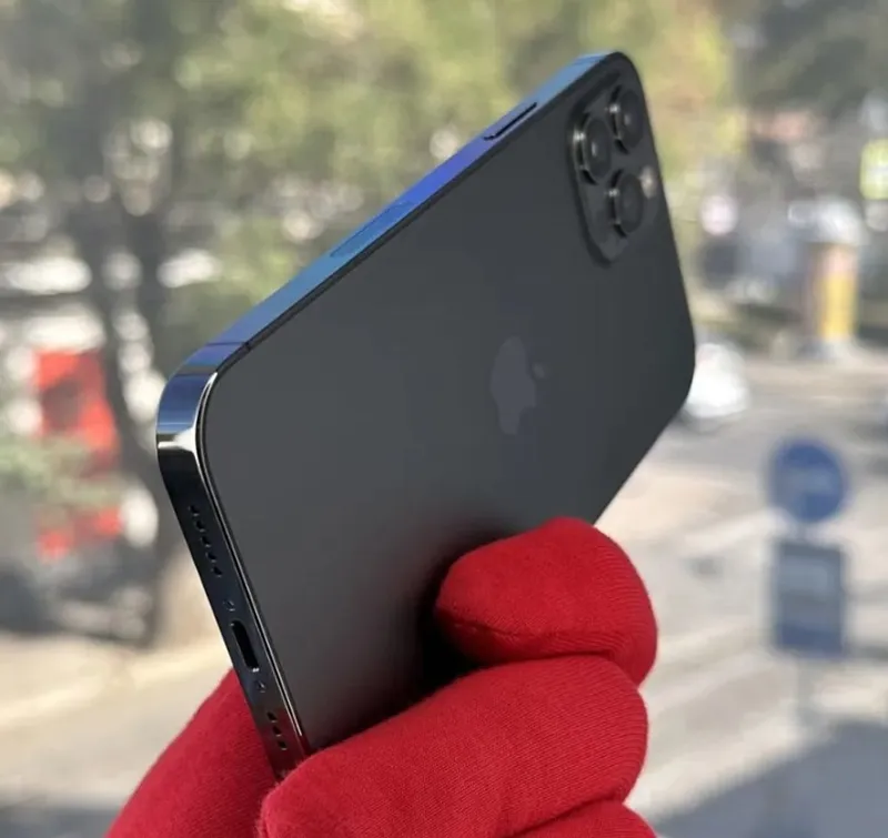 Iphone 12 pro ideal holatda