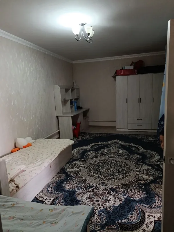 3 sotixli uchastka sotiladi, 4 xonali 6
