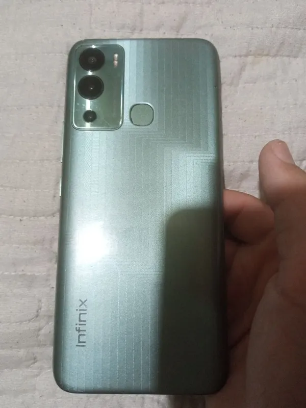 Infinix hot 12 i