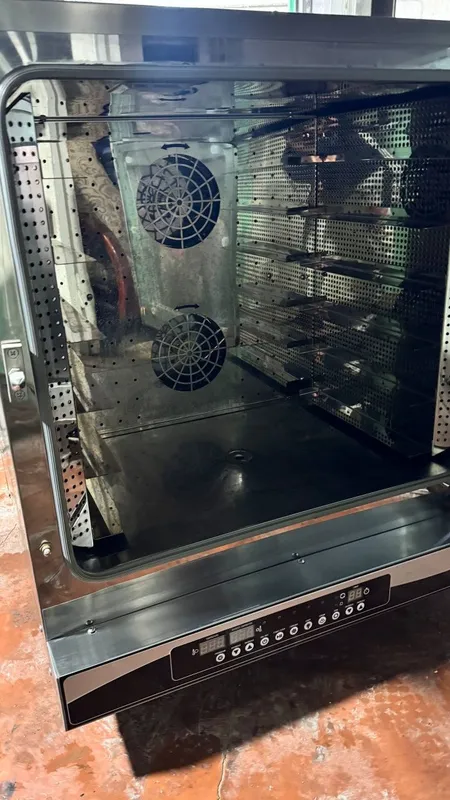 Профессиональный пароконвектомат Pimak на 6 уровней (380V) — фото 1