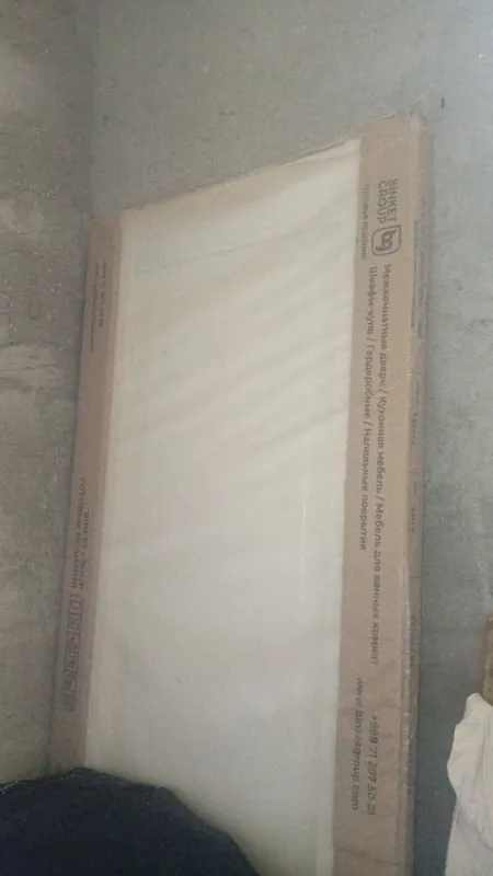 Srochna Eshik sotiladi 500 yangi bez karbka razmeri standard 90×200