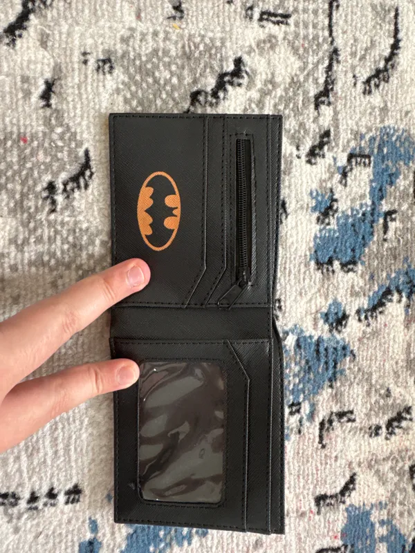 Заголовок: Кошелёк Batman DC — стильный,компактный — фото 1
