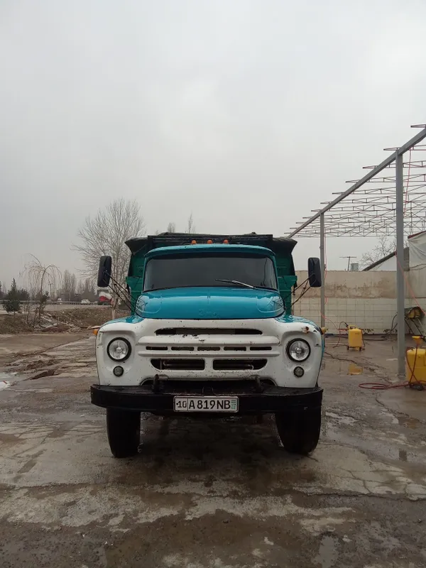 Зил сотилади 1989 йил