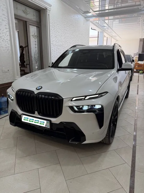 BMW X7 xDrive40i 1