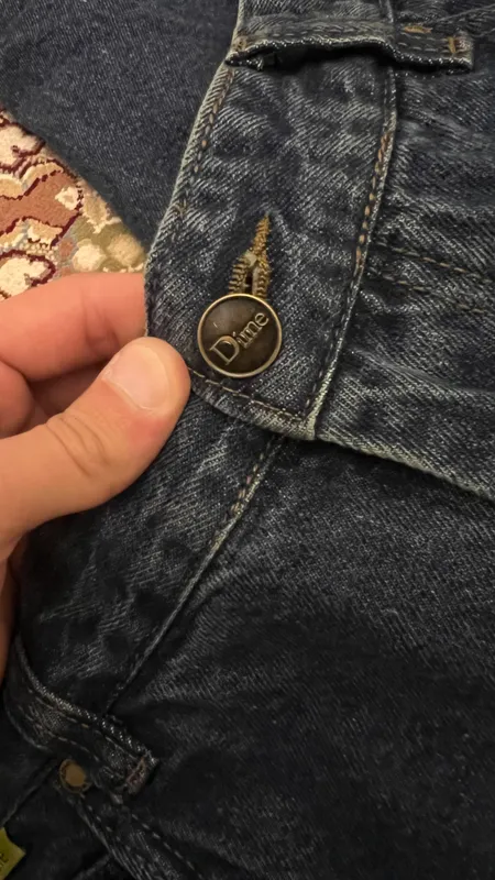 Dime jinsi shimlari ko‘k rangda, yangi 3 Dime jinsi shimlari ko‘k rangda, yangi 3