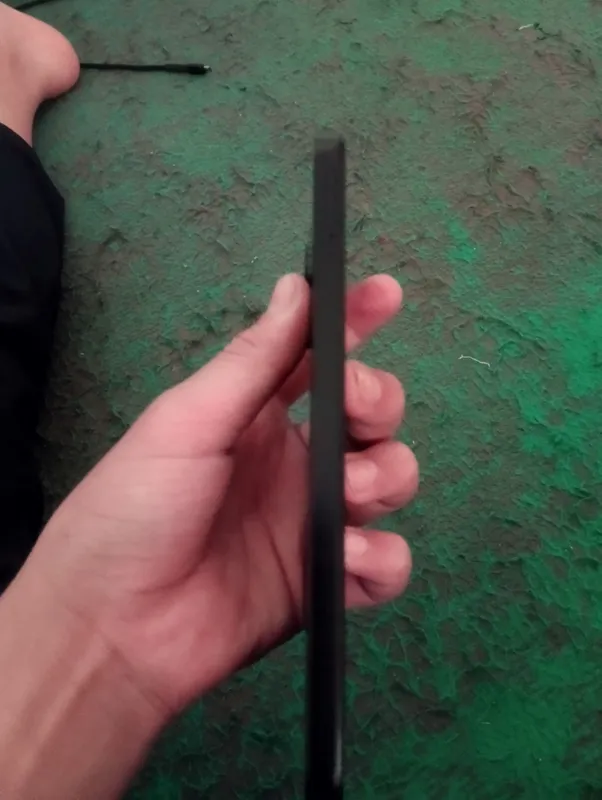Telefon srochno sotiladi 5