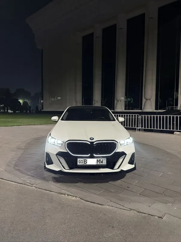 Bmw i5 50L oq rang 1 Bmw i5 50L oq rang 1