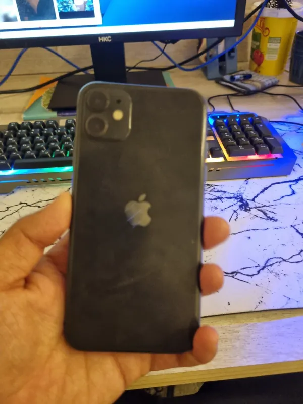 Iphone 11 xotira 128 talik yomkist 73 radnoy — фото 1