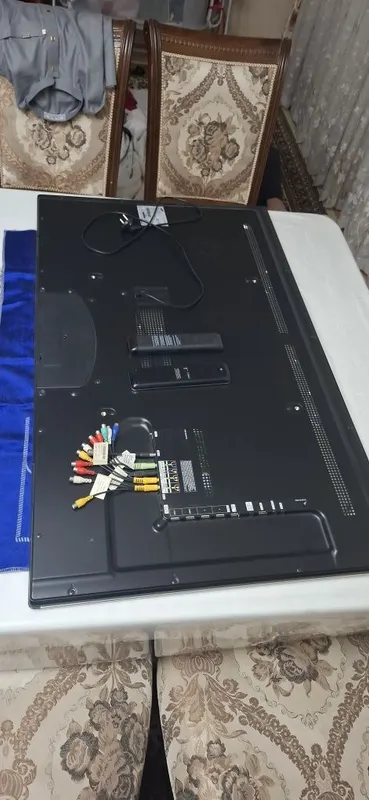 Телевизор Samsung 46 талик