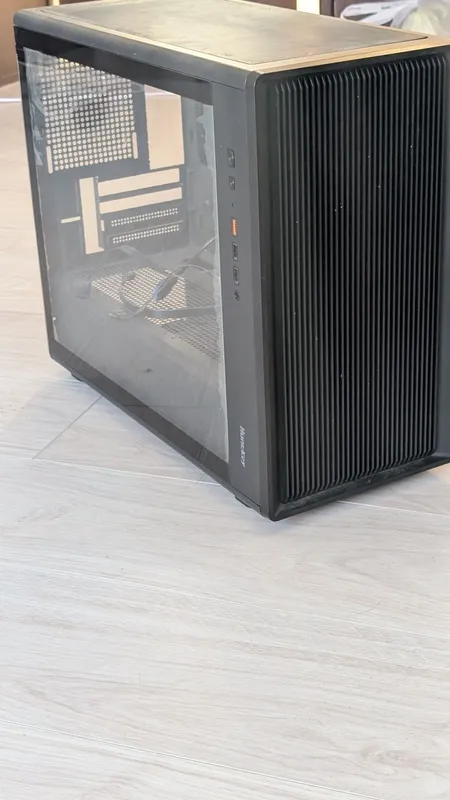 Huntkey G63 mATX кейс аквариум 1 Huntkey G63 mATX кейс аквариум 1