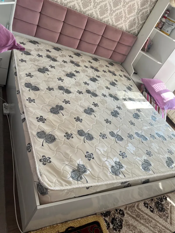 Kravat va matras ikki kishilik