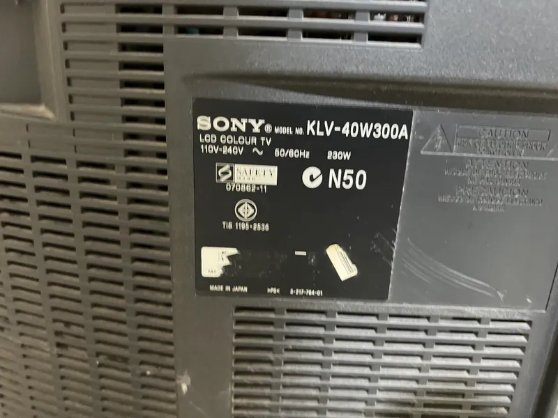 Sony bravia klv-40 300w 3