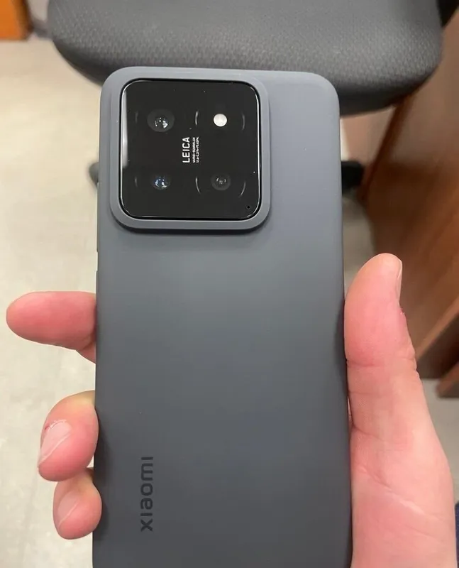 Продаётся Xiaomi 14 2 Продаётся Xiaomi 14 2