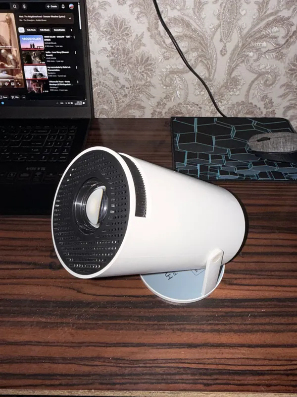 Kino va o'yinlar uchun ideal HY300 Smart Proyektor — фото 1