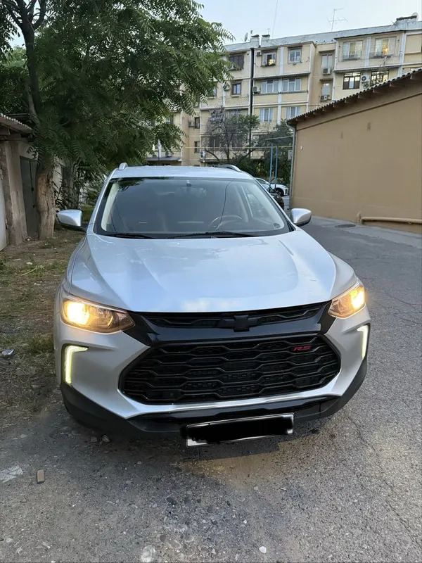 Chevrolet Tracker 2 LTZ PLUS 1 Chevrolet Tracker 2 LTZ PLUS 1