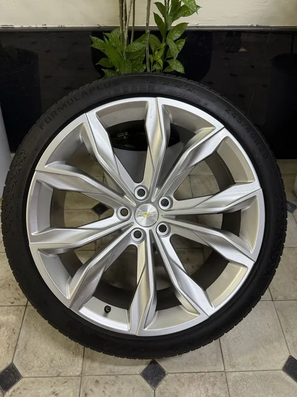 Malibu 2 original 20 R. 1 Malibu 2 original 20 R. 1