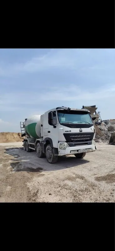 Howo A7 12 kubalik Mikser Sotiladi Zavatskoy Gaz — фото 1