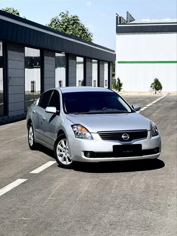 Nissan Altima Srochna sotiladi Metan gaz Gen bor naxtka