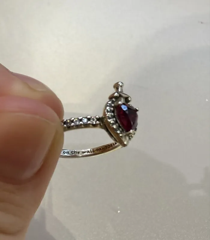 Кольцо оригинальное Pandora Disney Villains Evil Queen Ring 3 Кольцо оригинальное Pandora Disney Villains Evil Queen Ring 3