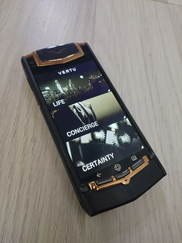 Vertu ti red gold 3 Vertu ti red gold 3