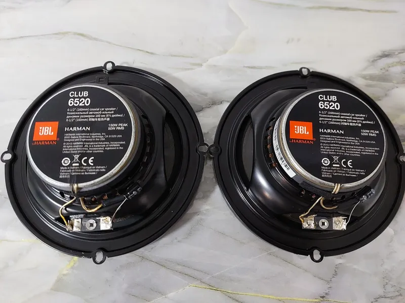 Оригинал JBL калонка нексия 3 га бирга бир тушади орқасига — фото 1