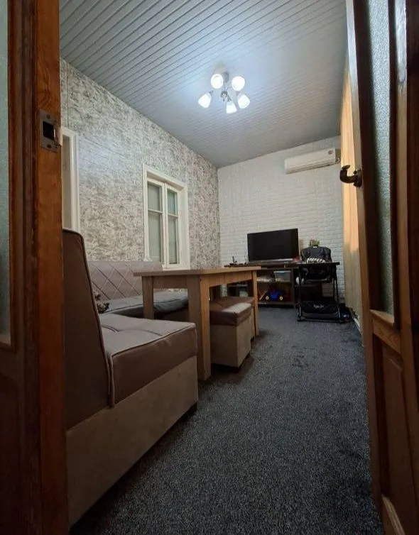 Срочно продается дом мирабад / 3 этажа / 12 комнат / 2.9 4 Срочно продается дом мирабад / 3 этажа / 12 комнат / 2.9 4