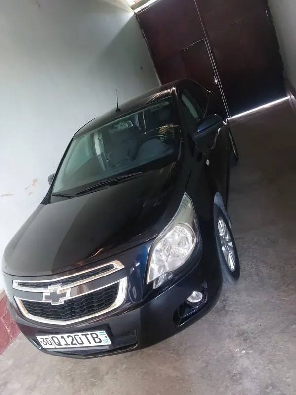 Chevrolet Cobalt sotiladi 4 Chevrolet Cobalt sotiladi 4