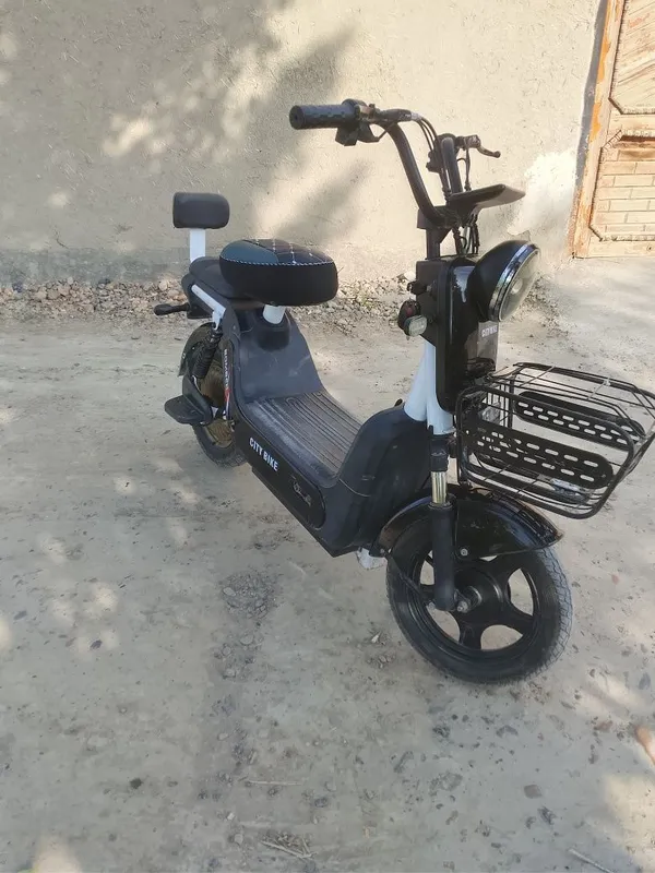 skuter sotiladi tez va arzon narxda xolati yaxshi — фото 1