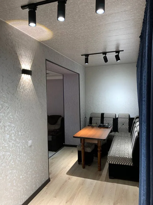 2-комнатная квартира, 54 м², 1/4 этаж (вторичка) — фото 3
