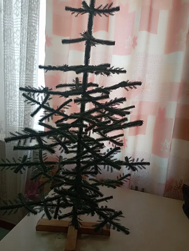 искуствннная елка