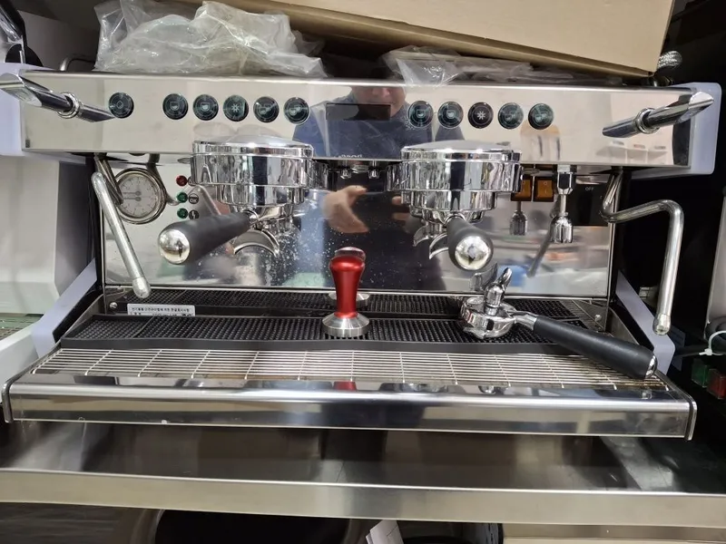 Cofe apparat kofe aparat latte chiqaradigan cofe malka kofe malka kofe — фото 1