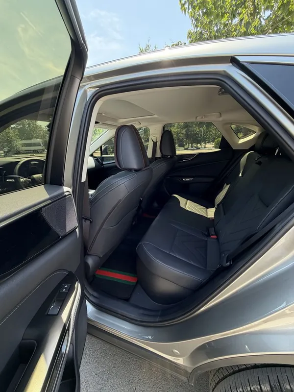 LEXUS nx350h 2025 birka 2026 texpasport Yurgan masofa 3300 klm — фото 5