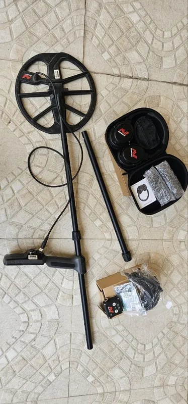Металлодетектор Minelab EQUINOX 800