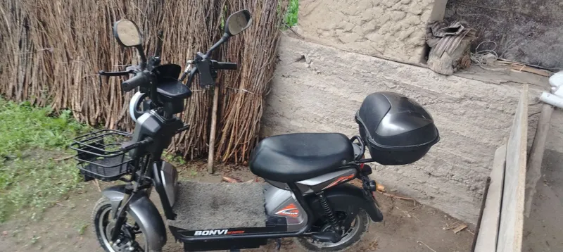 Elektr sukutir sotiladi aybi zaryatchigi yo'q qolgan xama joyi so'z — фото 6